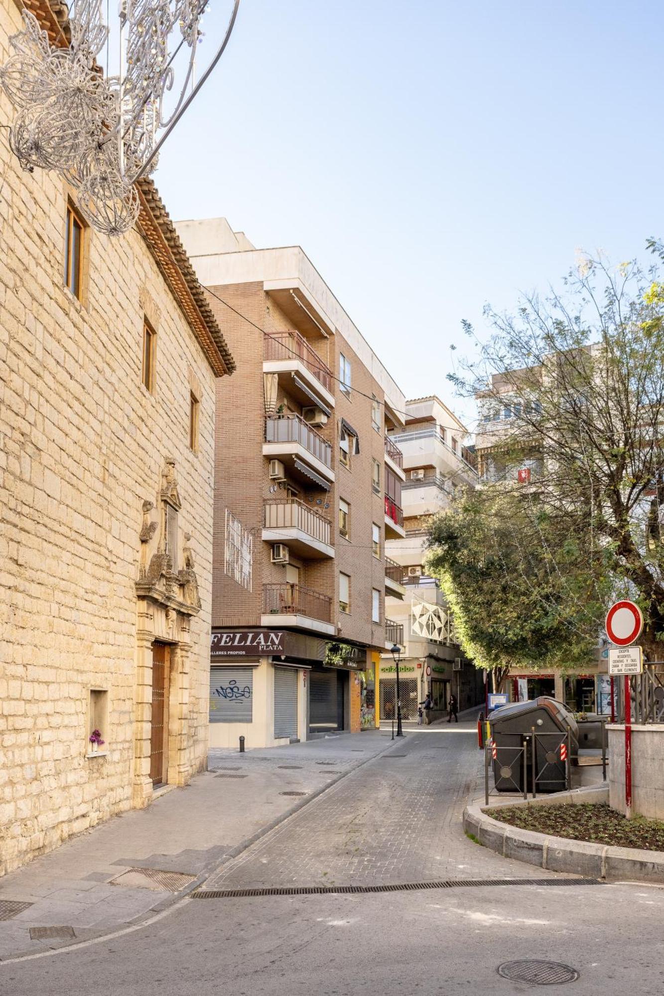 Jardinillos Bed & Parking * Jaén
