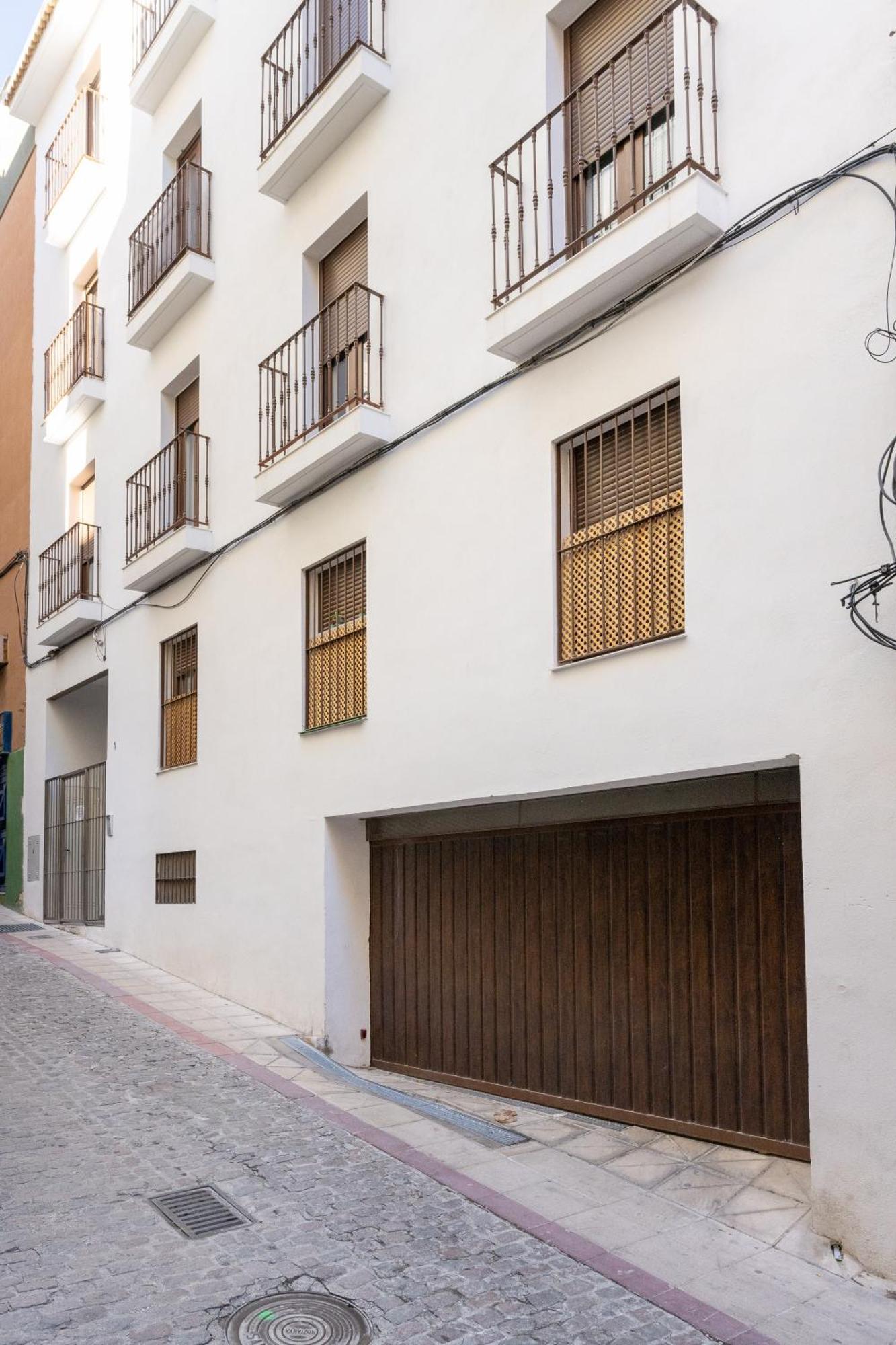 Jardinillos Bed & Parking Apartment Jaen